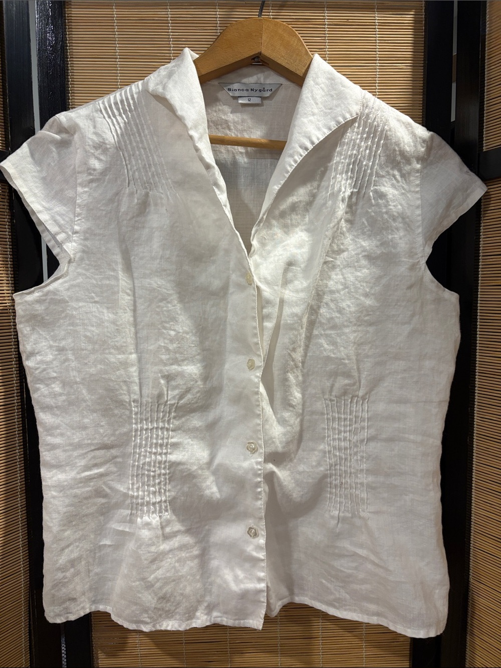 Linen Pintuck Button-Front Blouse in White